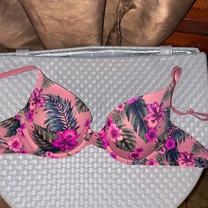 Victoria secret wear everywhere push up bra